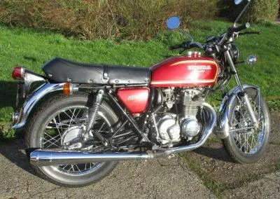 Honda CB 400 four i fin stand